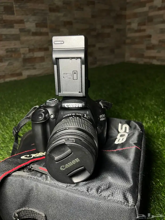 كانون 1100D. 2