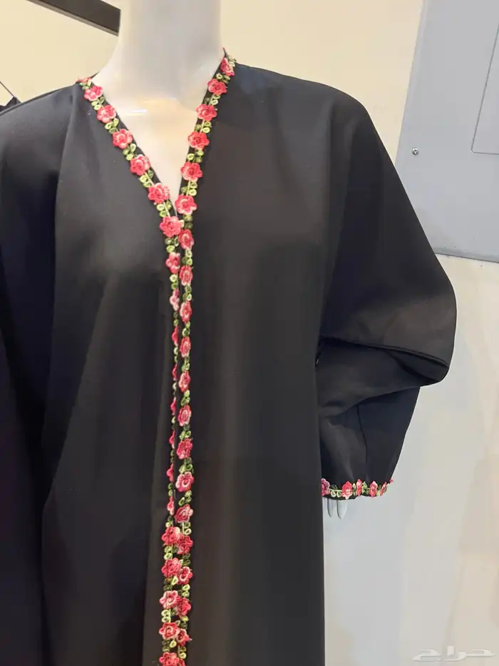 عبايه سودا بورد احمر 0