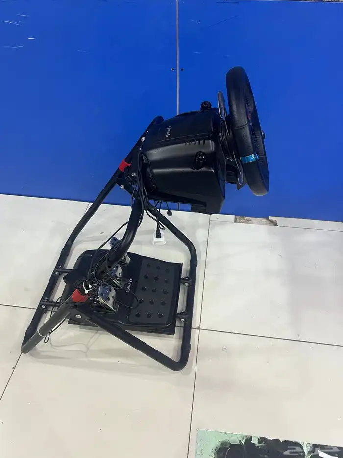 دركسون لوجيتيك G 29 مستعمل نظيف مع الجير والقاعدة 2