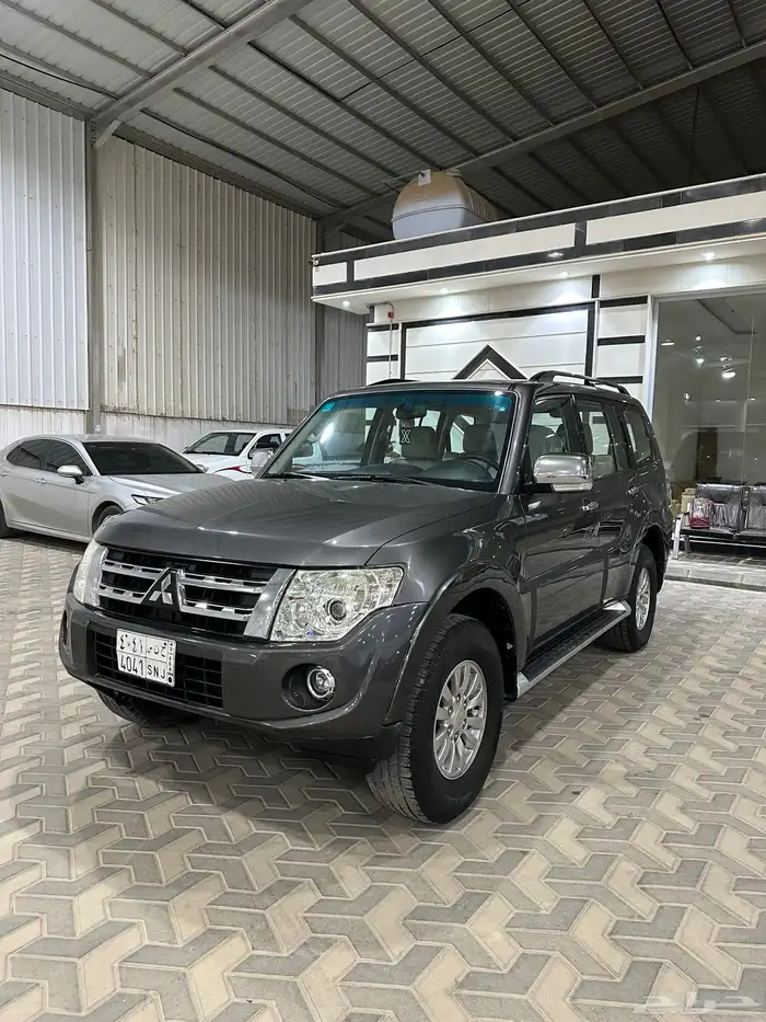 ميتسوبيشي باجيرو 0