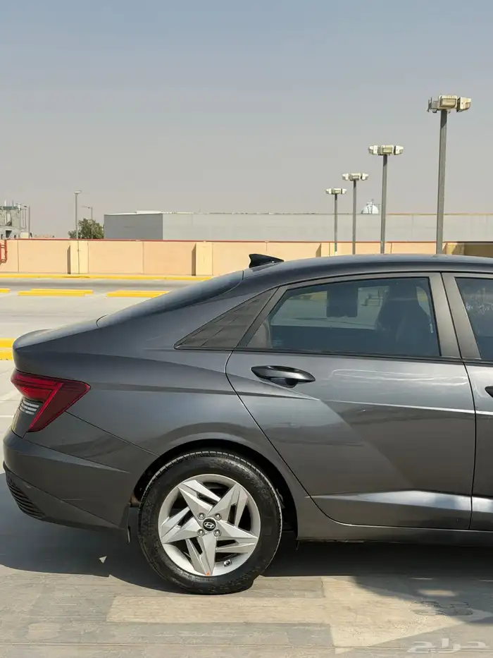 اكسنت 2025 الوعلان سمارت 5