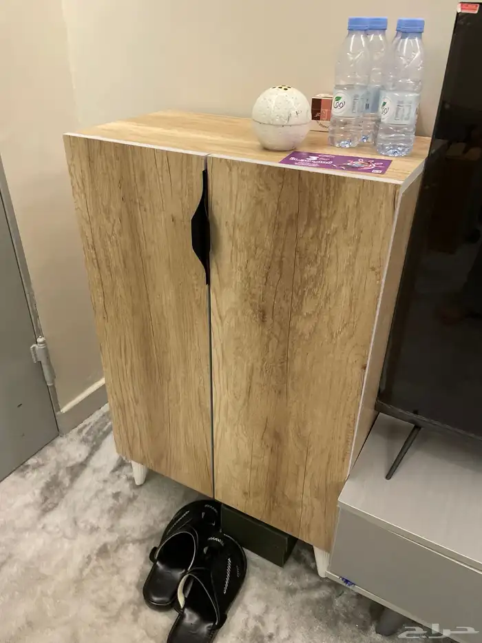 خزانة أحذية 1