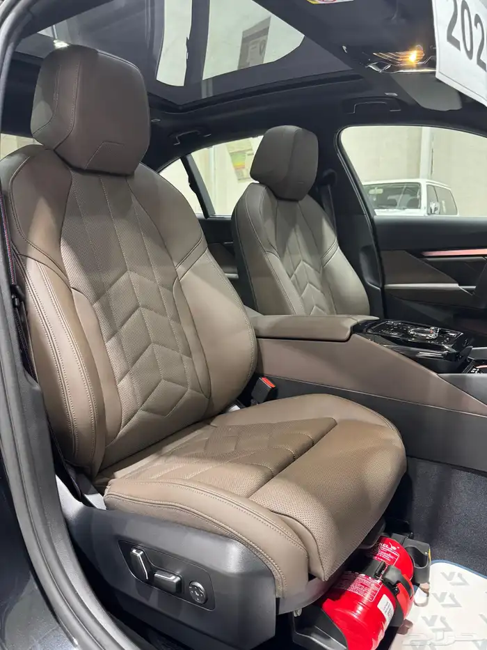 بي ام دبليو 520i kit M موديل 2026 فل كامل جديد 7