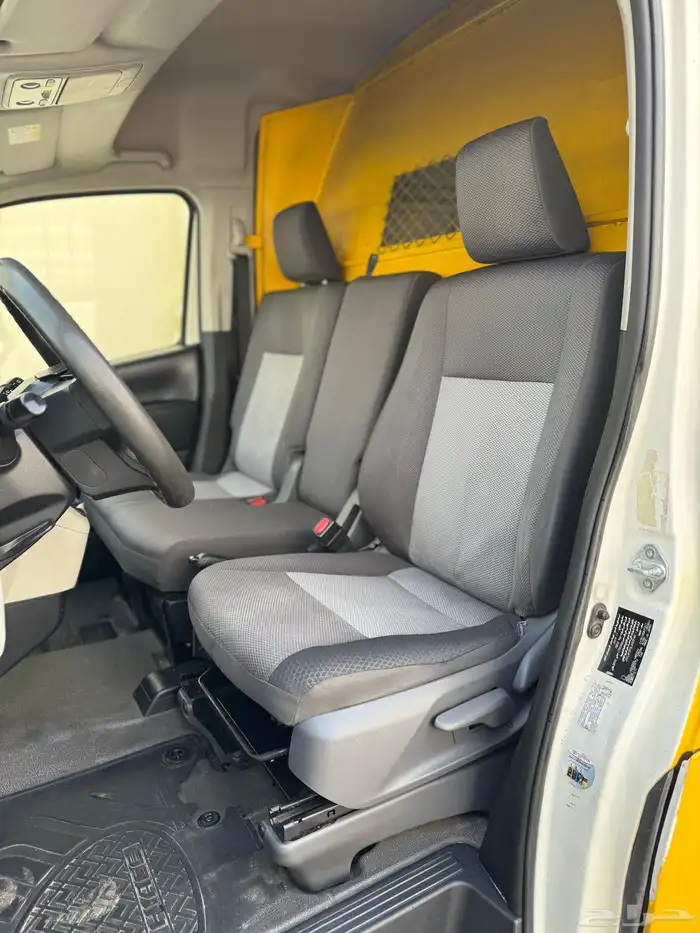 تويوتا هايس بضاعه 2019 سقف منخفض سعر 72000 الف 13