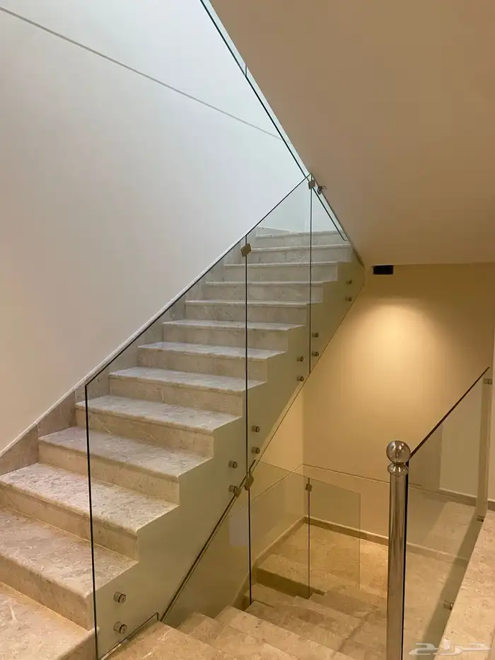 للبيع فلة مودرين من المالك مباشرة 25