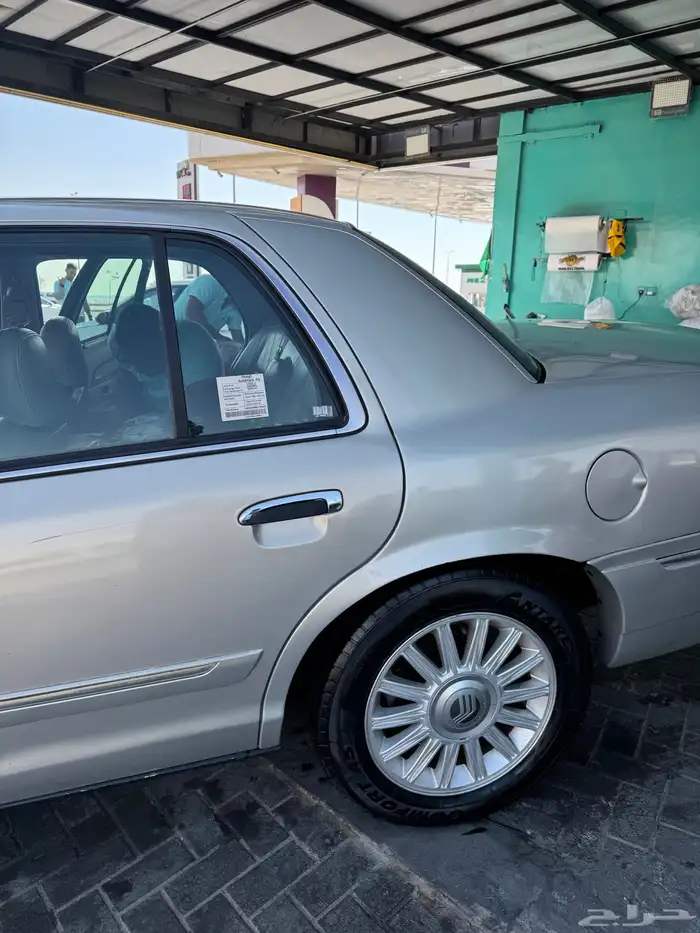 فورد ماركيز 25