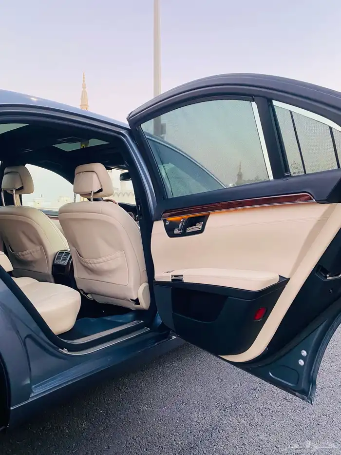 مرسيدس بانوراما S350 مخزنه بحاله الزيرو ماشاء الله 42