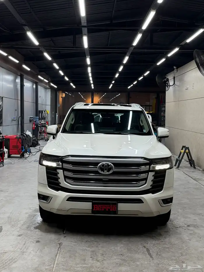 لاندكروزر ديزل 2023 0