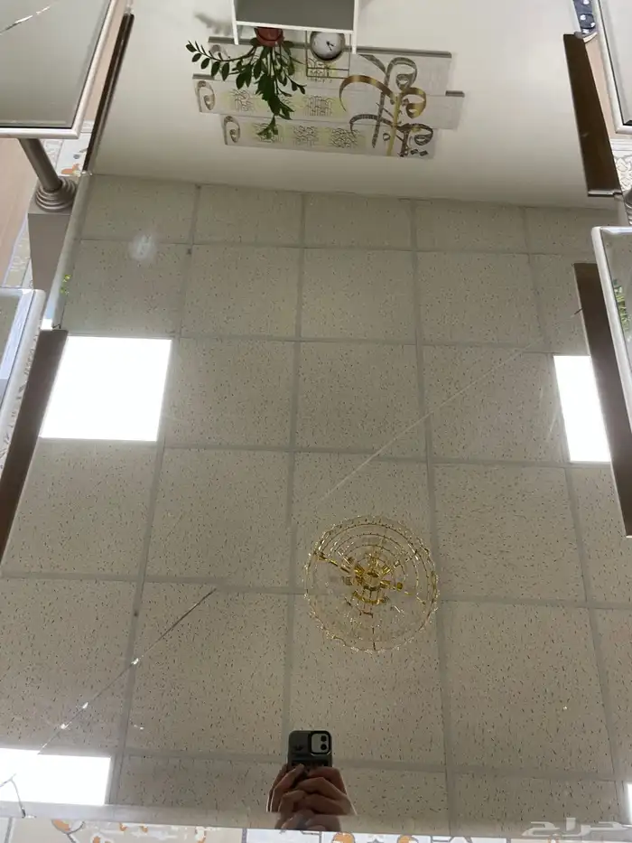 طاولات للبيع 2