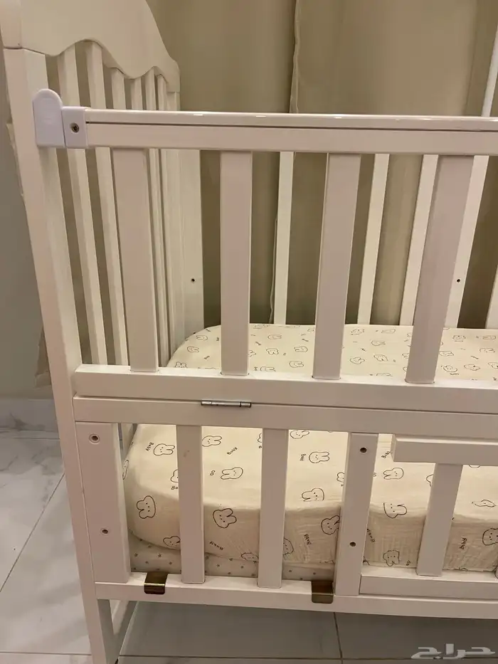 سرير أطفال 1