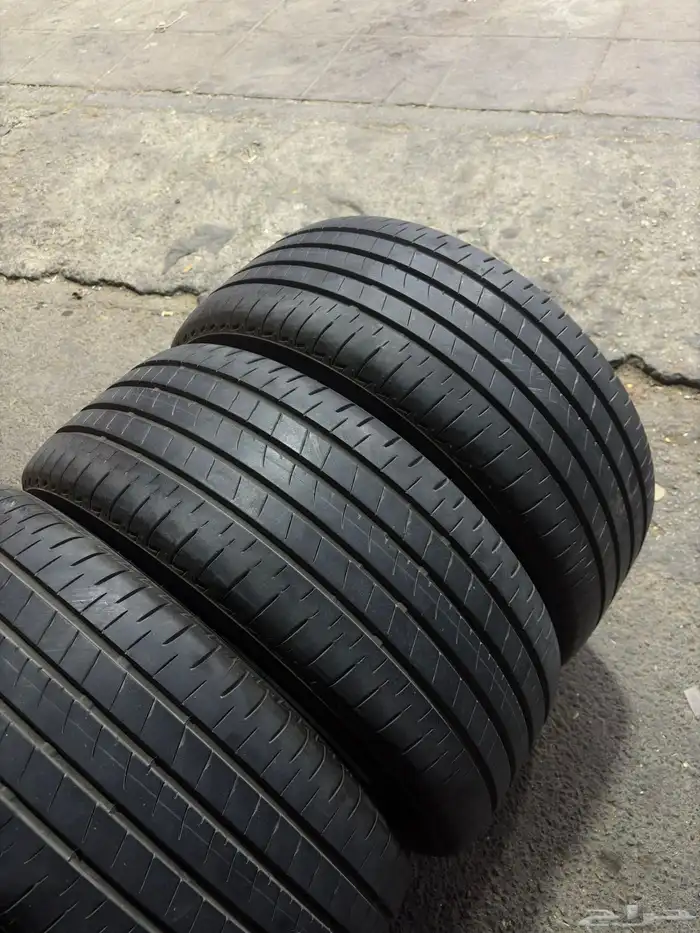 كفرات كامري235 45 18بوجستون وكاله 5