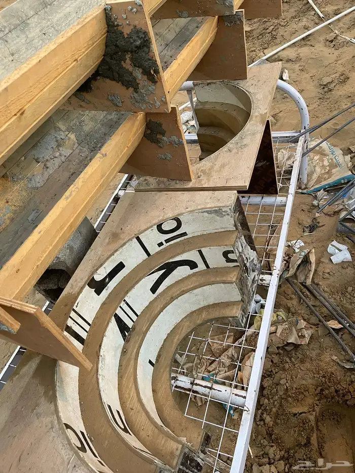 خشب عمود دائري مع الفرمات 1