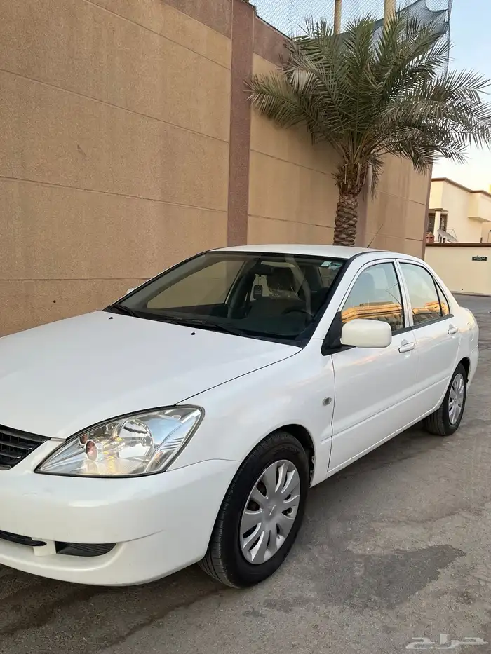 مستوبيشي لانسر 2014 قير اتوماتيك مخزنة 0