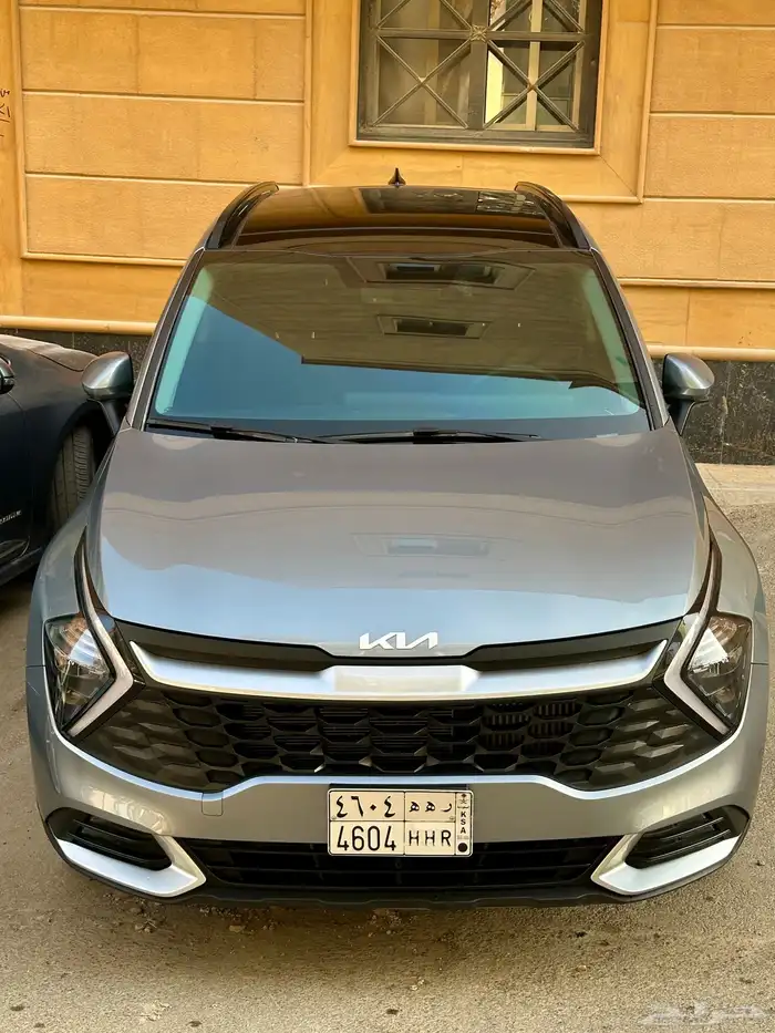 للتنازل كيا سبورتاج 1600 سوافاكي نص فل 0