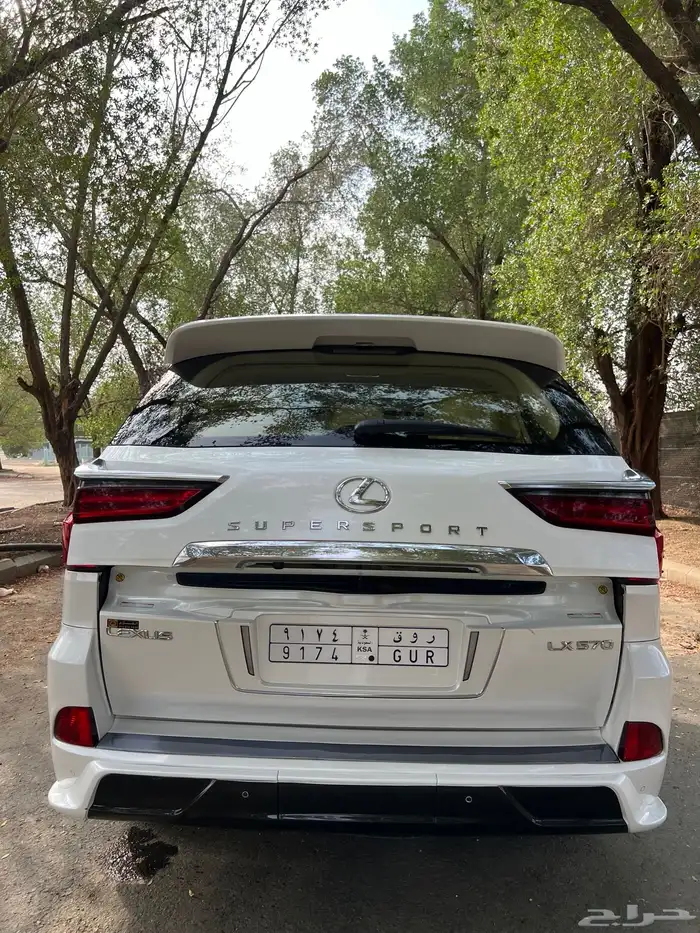 جيب لكزس 570 سوبر سبورت 2019 64