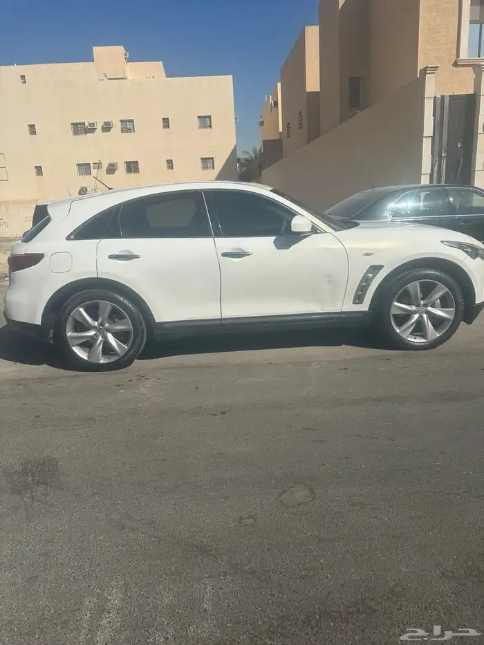 انفنتي FX50 2009 10