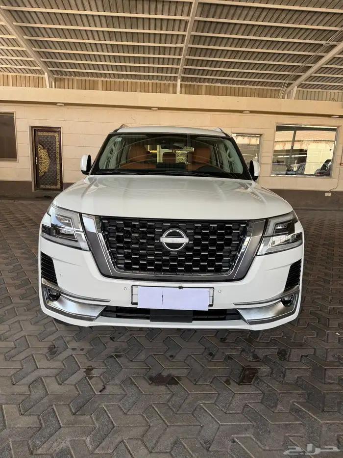 نيسان باترول تيتانيوم موديل 2022 2