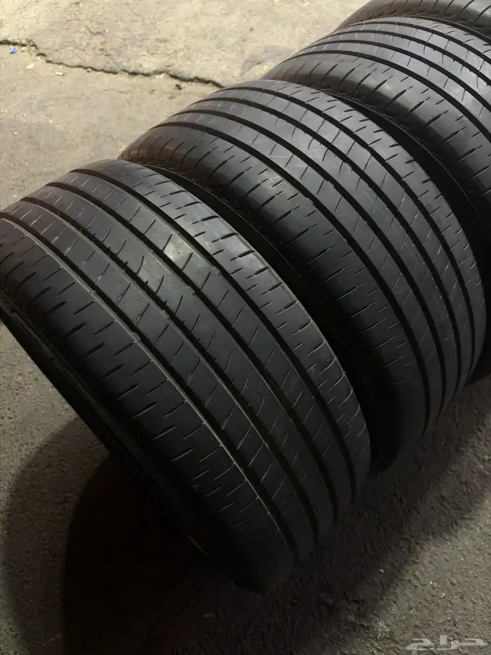 كفرات كامري235 45 18بوجستون وكاله 4