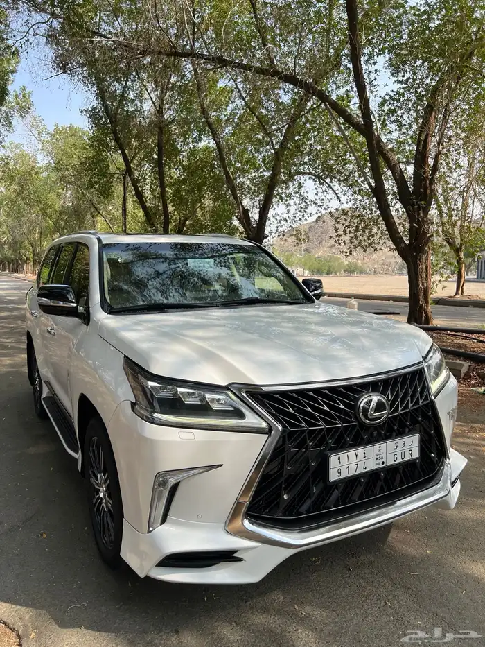 جيب لكزس 570 سوبر سبورت 2019 3