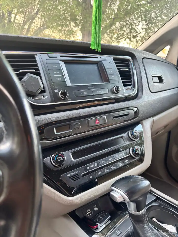 إعلان بيع   كيا كرنفال 2017 9