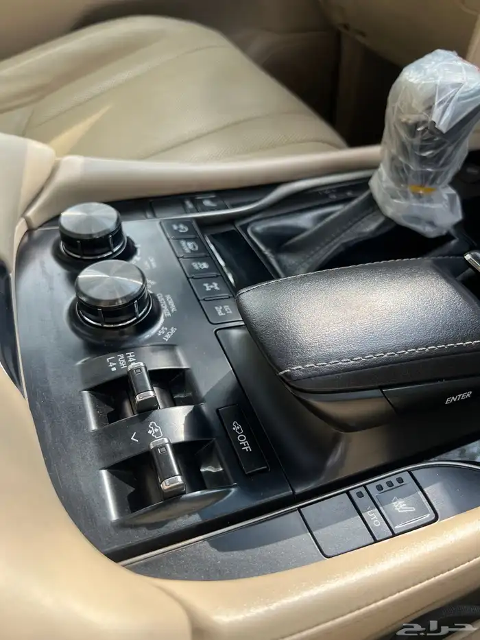 جيب لكزس 570 سوبر سبورت 2019 23