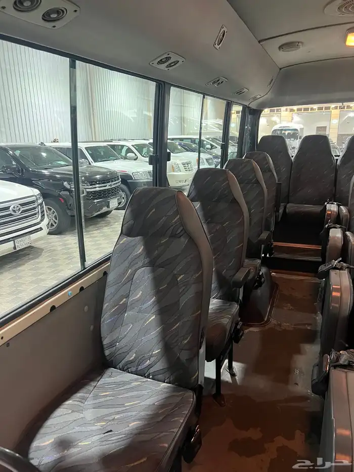 للبيع باص هونداي كونتي موديل 2011 ديزل 30 راكب 17