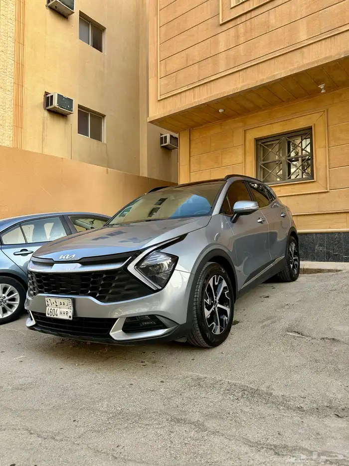 للتنازل كيا سبورتاج 1600 سوافاكي نص فل 2