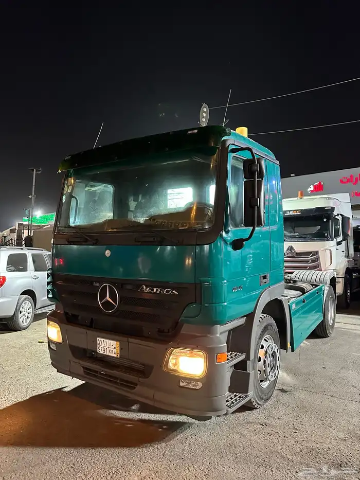 حراج معرض رائد للسيارات 50