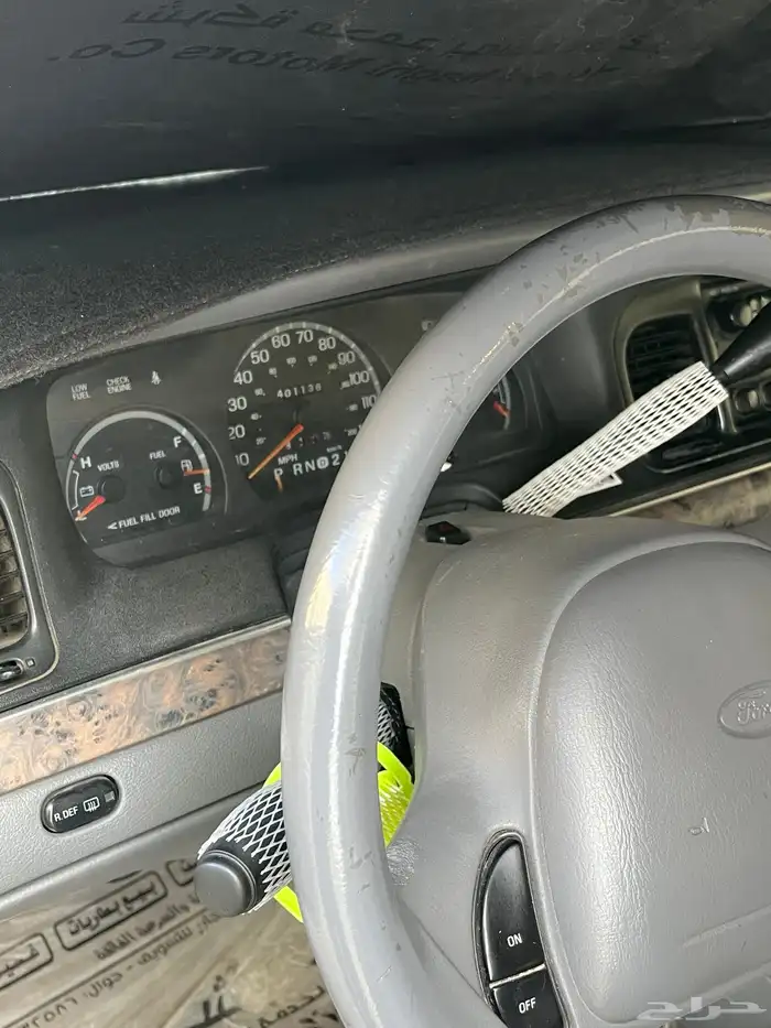 فورد كراون فكتوريا أمريكي 98 4