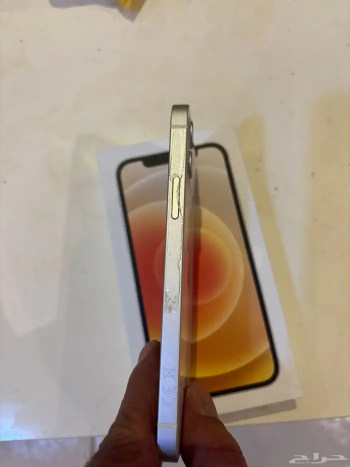 ايفون 12ولاخدش 2