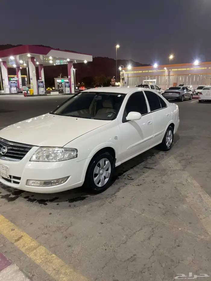 للبيع نيسان صني 2011 0