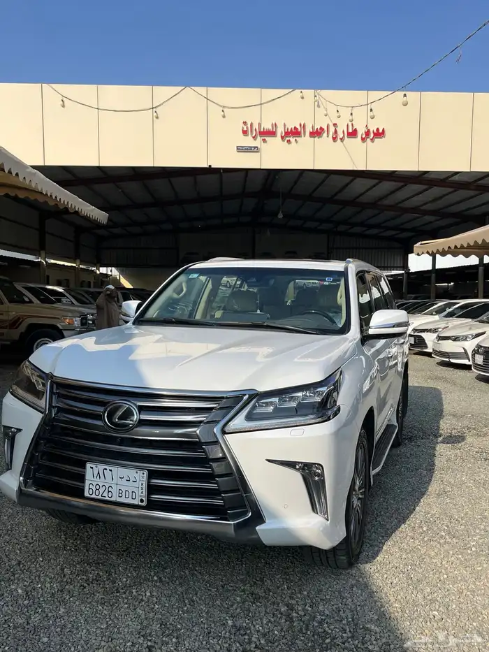 جيب لكزس 2017 LX 1