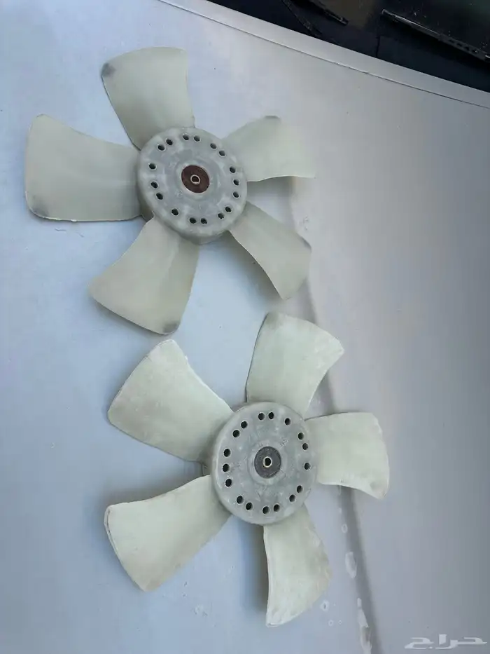 متوفر اطار وريش مراوح سوبارو حجم كبير 3