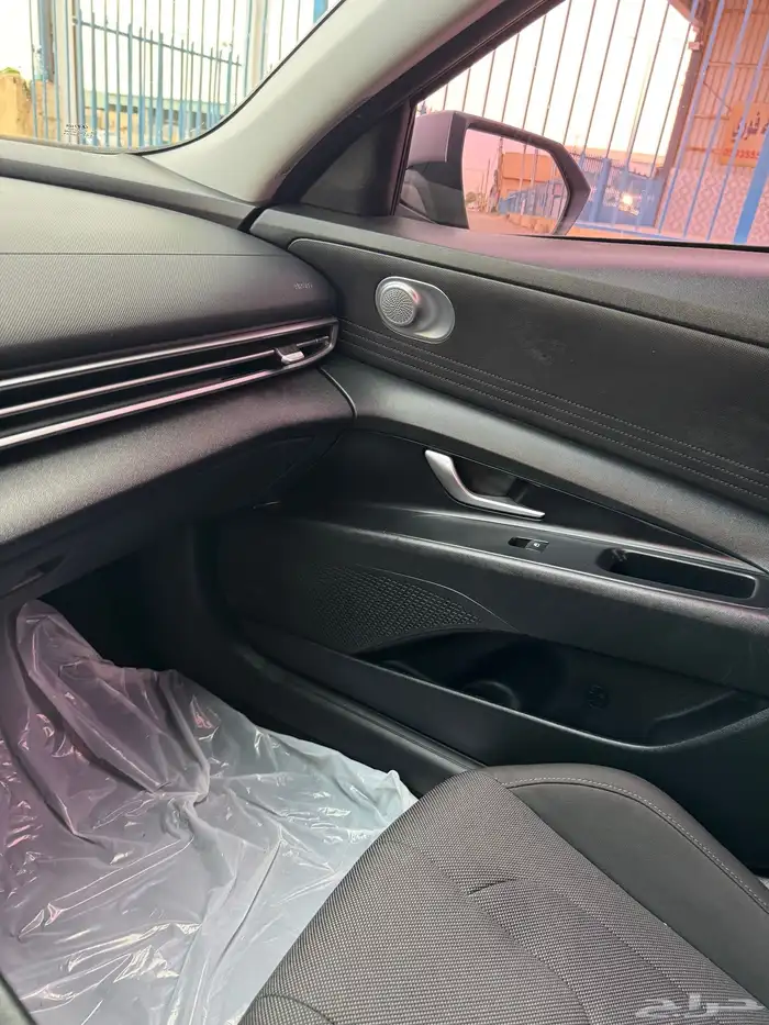 الانترا 2021 بنزين 20