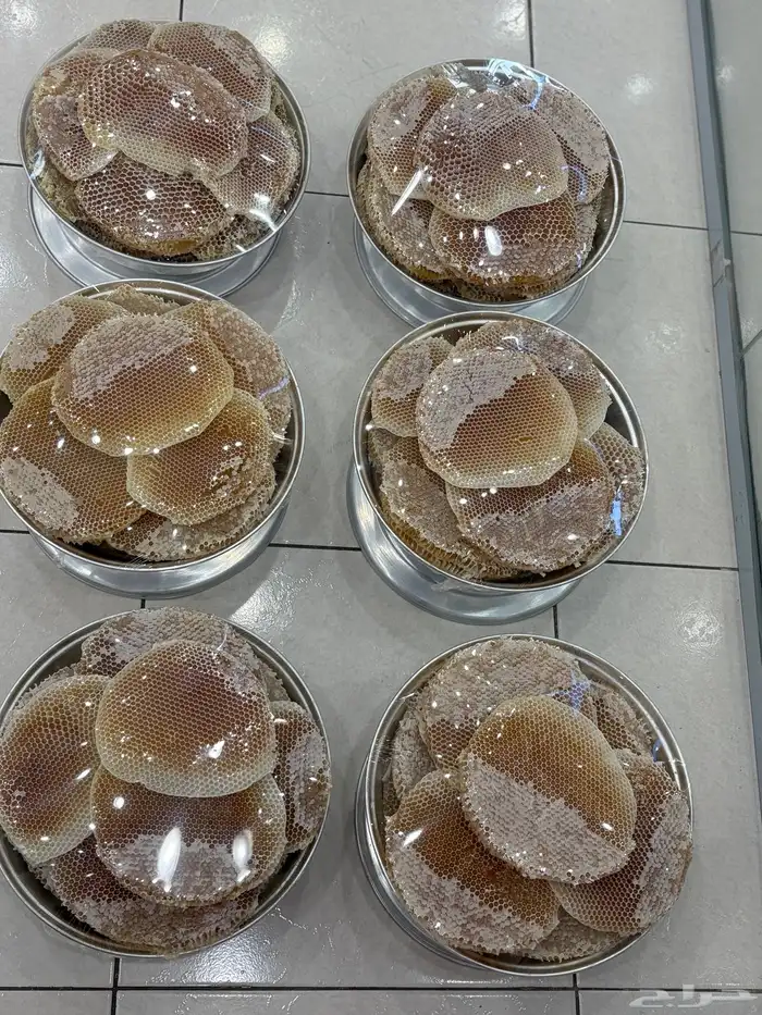 عسل بلدي من مناحلي في عسير بسعر منافس190 ريال يوجد جمله 9