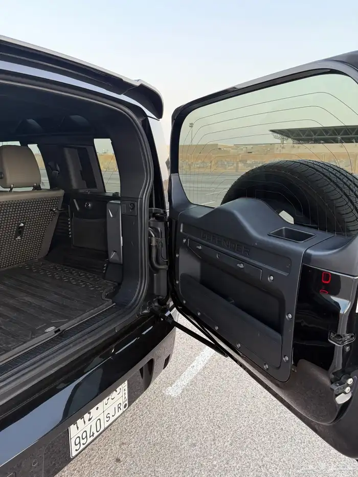 ديفندر 2021 26