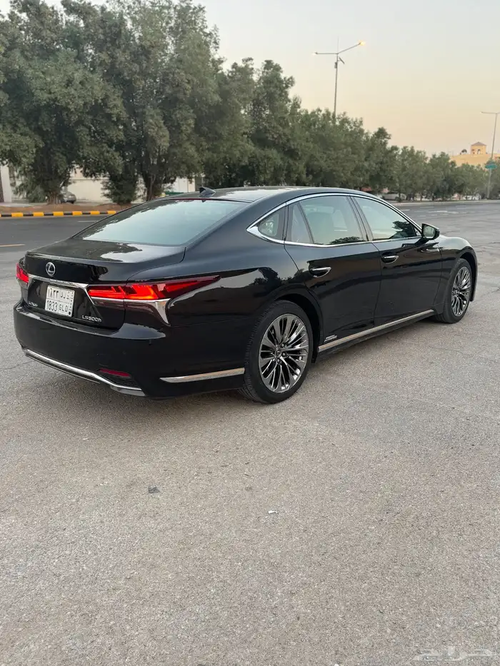 لكزس Ls 500 h هايبرد 7