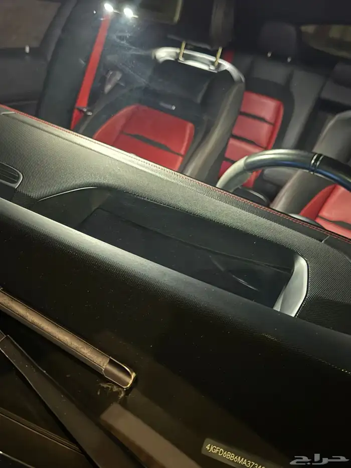 مرسيدس بنز GLE53- AMG (المالك الاول بحالة الوكاله) 46