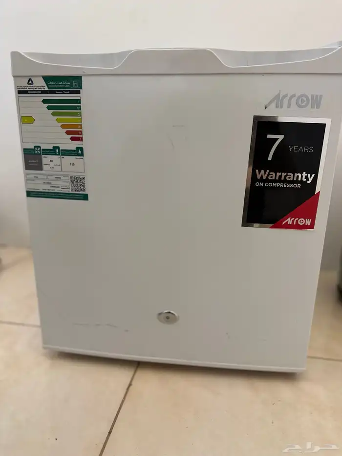 ثلاجه صغيره شبه جديده 0