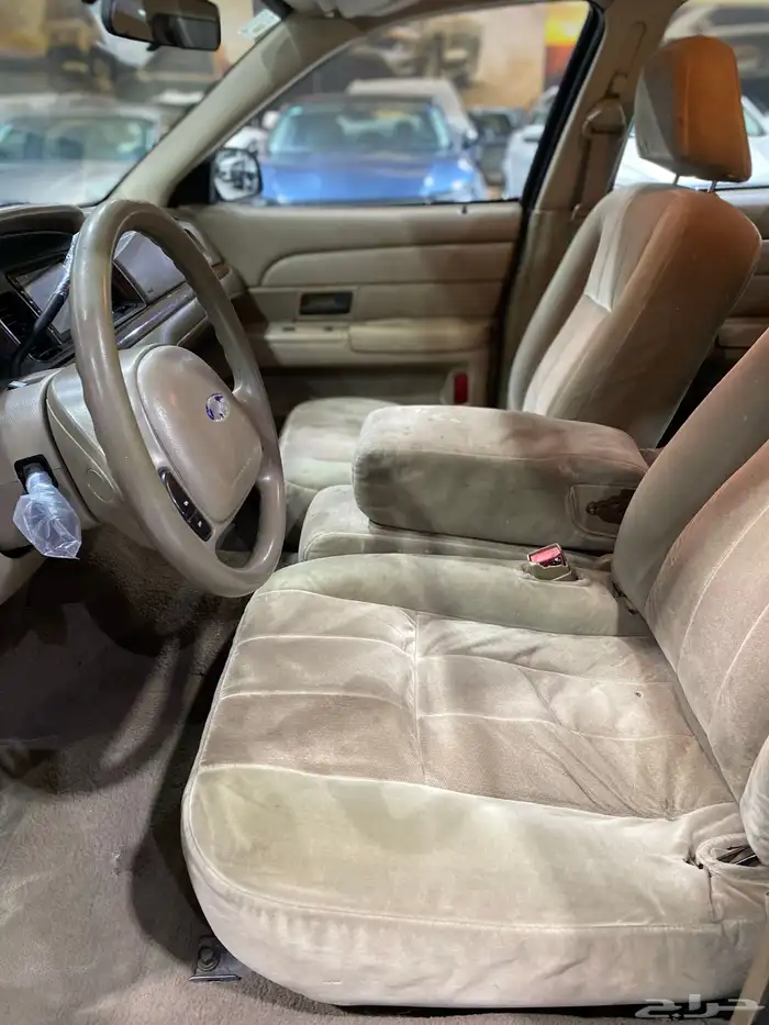 فورد فكتوريا سعودي 2004 10