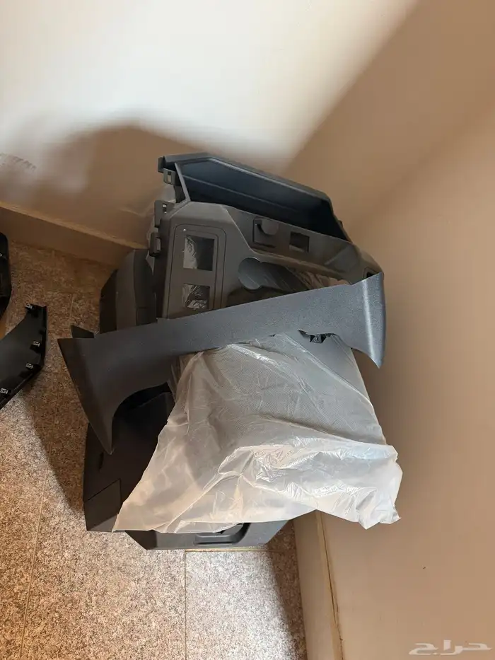 مرتبه كرسي المنتصف فورد F150 2024 0