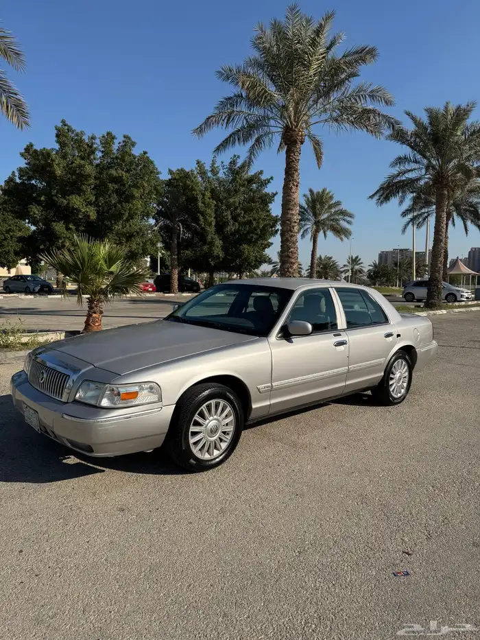 فورد قراند ماركيز 2010 0