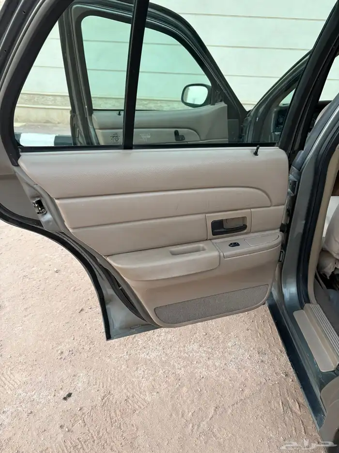 فورد فكتوريا 2004 بدي وكالة 7