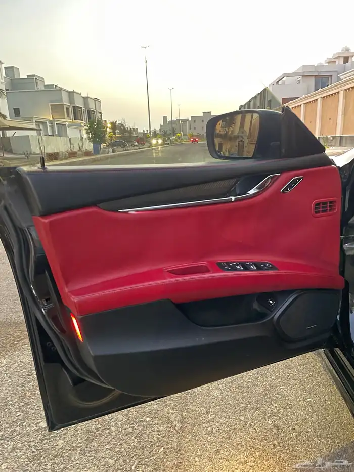 2016 مازيراتي كواتربورتي GTS 19