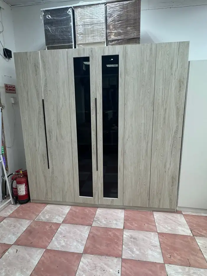 دواليب الملابس 1