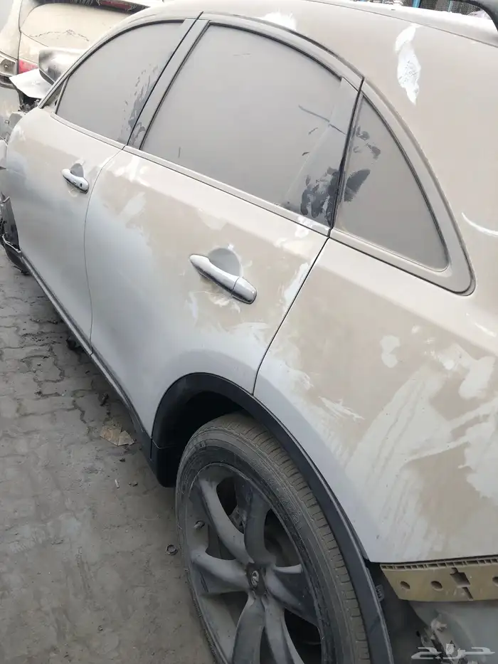 انفنتي QX70S موديل 2019 تشليح قطع غيار فقط 3
