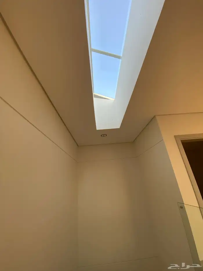 للبيع فلة مودرين من المالك مباشرة 20