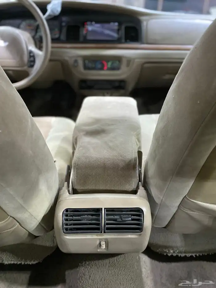 فورد فكتوريا سعودي 2004 7