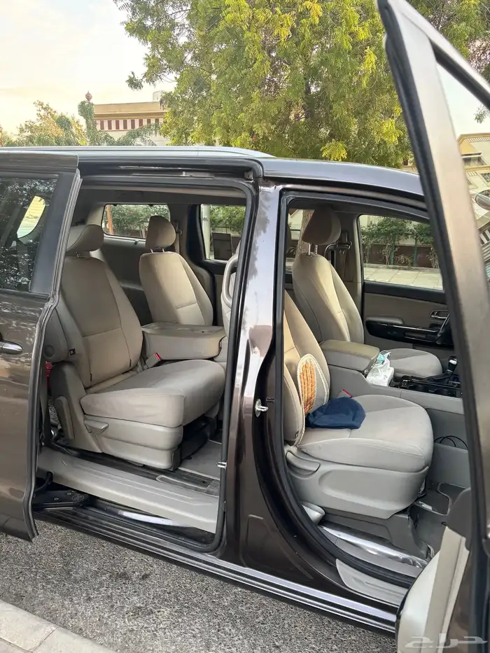 إعلان بيع   كيا كرنفال 2017 2