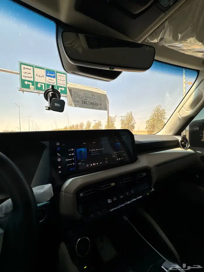 برادو TxL3 ماشي45 الف باقي بكياس الوكالة تشيكات في الوكالة 4